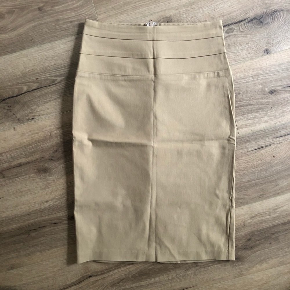 Khaki Pencil Skirt ✏️